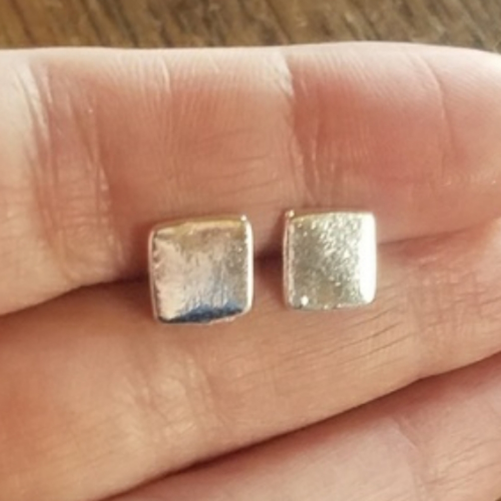 NWOT Silver Square Studs - Picture 3 of 7